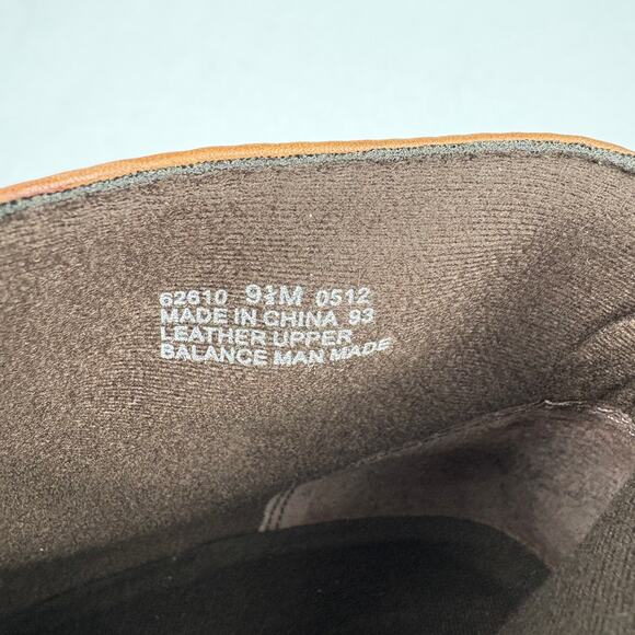 CLARKS Womens 9.5 Tan Leather Sapphire Vesta Heeled Ankle Boot Brown Side Zip - Picture 13 of 15